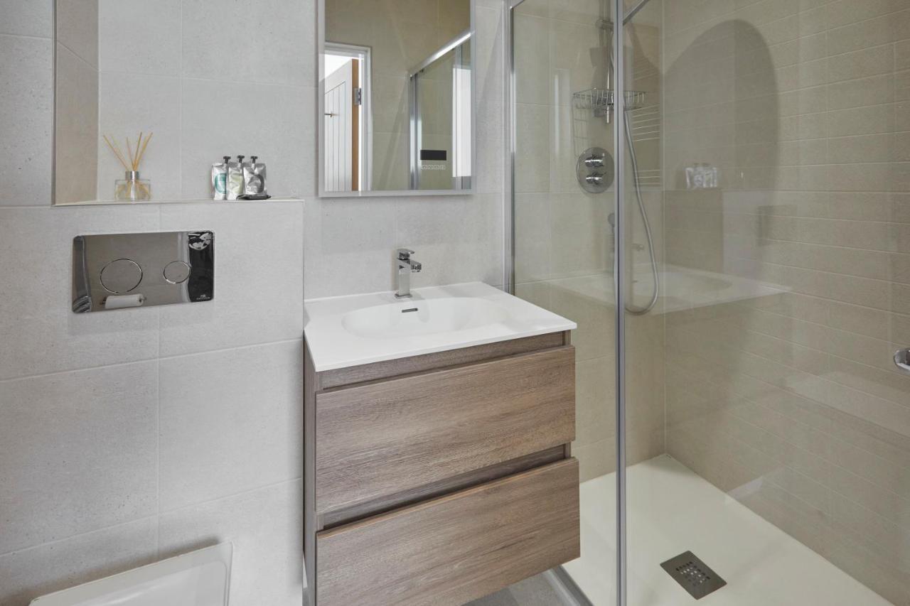 Host & Stay - Number Ten At Carlill 휫비 외부 사진